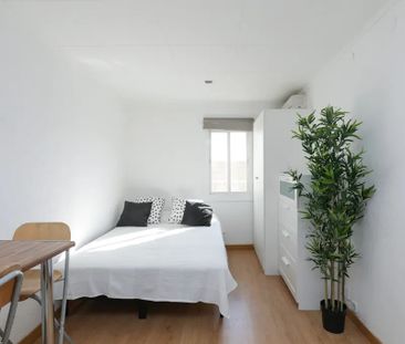 Carrer de Sant Bartomeu, Barcelona, Catalonia 08001 - Photo 5