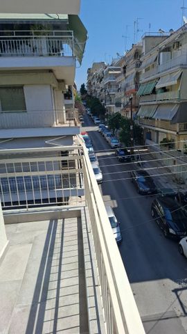 Διαμέρισμα για ενοικίαση Κέντρο (Νεάπολη) - Photo 4