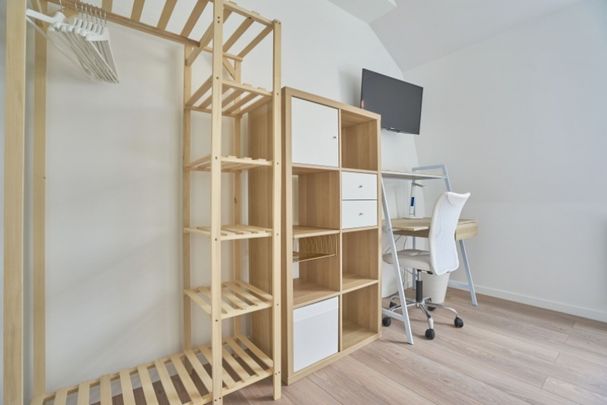 G.POMPIDOU O Roommate 5 Bedrooms at Lille - La Madeleine - Photo 1