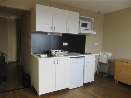 Location Appartement 2 pièces Meublé 28m² EGLETONS 19300 - Photo 4