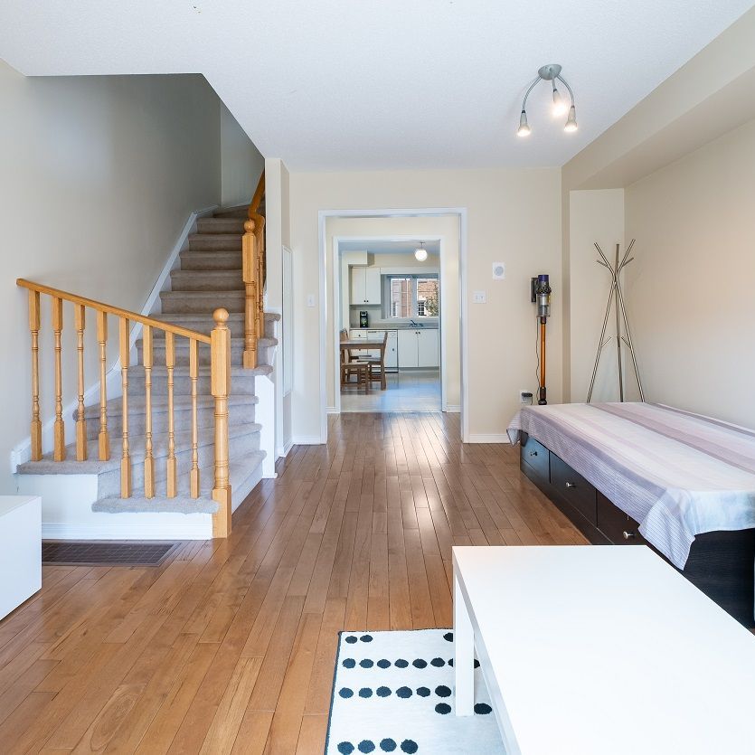 For Lease - 1128 Dundas Street Unit# 18, Mississauga, Ontario - Photo 1