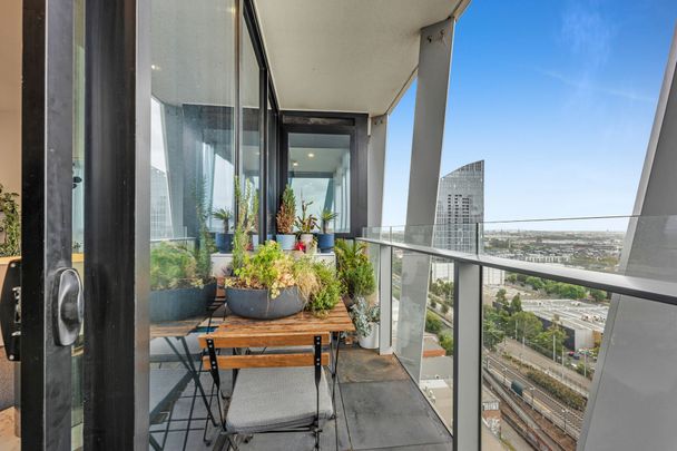 South Melbourne, The Place To Be! Pet friendly! - Photo 1