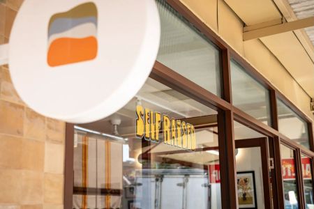 Sun Filled Apartment In Boutique Block Of Twelve With Elevated Parkside Outlook - Photo 3