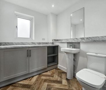 2 bedroom terraced house to rent - Photo 4