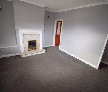 2 bedroom semi-detached house to rent - Photo 6