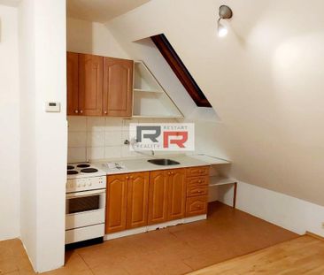 Pronájem bytu 1+kk a garsoniéry 36 m², Resslova , Olomouc - Photo 2