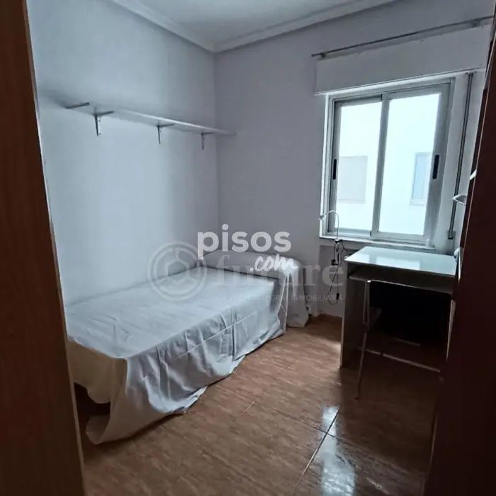 Piso en alquiler en Calle de Rodríguez Fabres - Foto 1