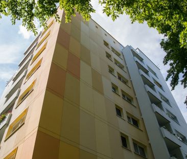 Exklusiv modernisierte Wohnung auf dem Rabenberg mit hochwertiger E... - Foto 2