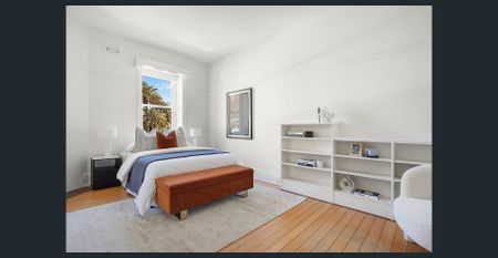 PRESTIGIOUS LIVING IN ONE OF SYDNEY'S MOST SOUGHT AFTER HARBOURSIDE SUBURBS - Photo 5