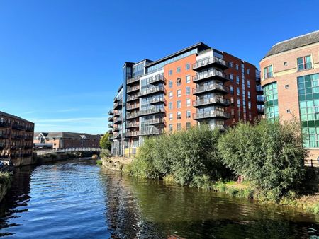 The Quays, Leeds - Photo 2