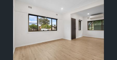 Renovated 2 Bedroom Home - Photo 5