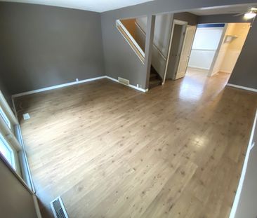 1644 37 Street Northwest - Photo 5