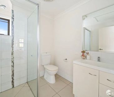 Carseldine - Photo 6