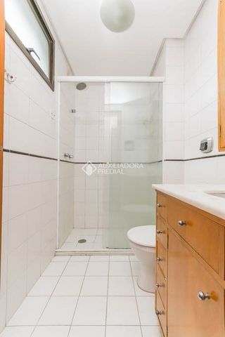 Cobertura com 2 quartos e 171m² para alugar em Azenha, Porto Alegre. - Foto 2