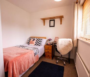 6 bedroom house to rent - Photo 4