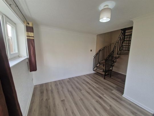 Ffordd Y Mynydd, Birchgrove, SA7 9QG, Swansea - Photo 1