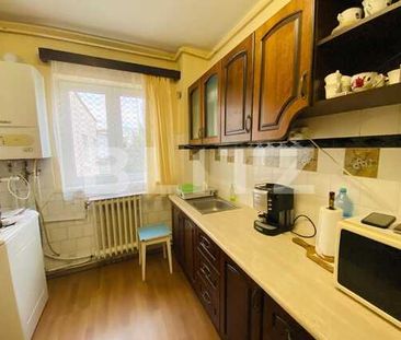 Apartament cu 3 camere, decomandat, 70 mp, zona strazii Bucium - Fotografie 2