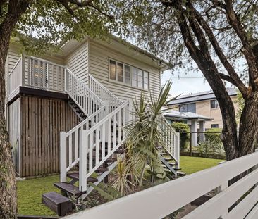 2 Adams Street, Deagon - Photo 4