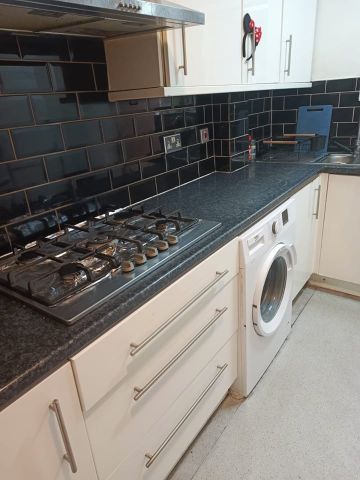 Room in a Shared House, Ilford, IG4 - Photo 4