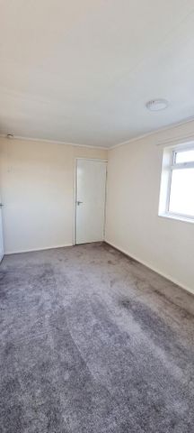 2 bedroom semi-detached house to rent - Photo 5