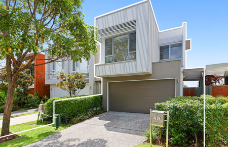 49 Parnell Boulevard, Robina QLD 4226 - House For Rent - $1,000 | Domain - Photo 4