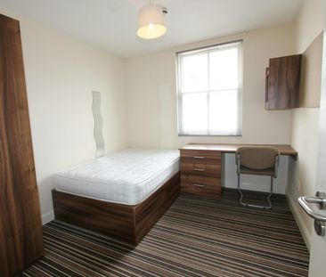 Flat to rent on - Photo 5