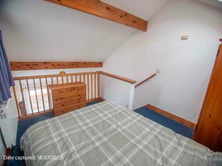 136 Flat C Lawrence Street - Photo 4