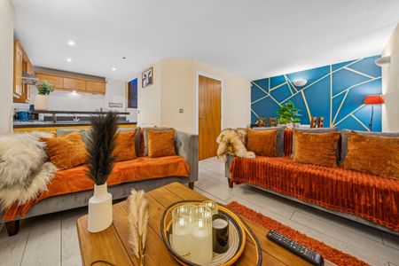 4 Bed Detached House, Bear Yard Mews, BS8 - Photo 5