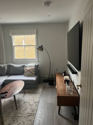 Room in a Shared Flat, Oaklands Grove, W12 - Photo 1