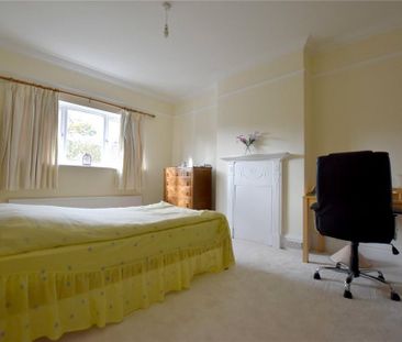 4 bedroom semi-detached house to rent - Photo 5