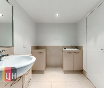 WALKING DISTANCE TO WATER'S EDGE ! - Photo 6