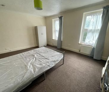 4 bedroom house to rent - Photo 3
