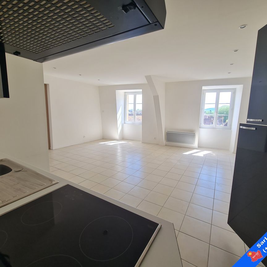 Location Appartement 3 pièces 72m² JOIGNY 89300 - Photo 1