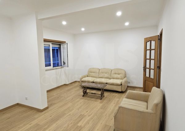 Apartamento T3 em Lisboa