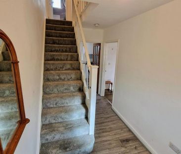 3 bedroom property to rent - Photo 2