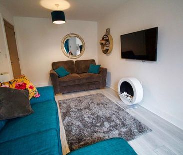 3 bedroom detached house to rent - Photo 3