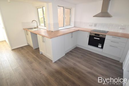 2 bedroom terraced house to rent - Photo 3