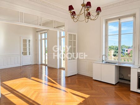 Beau T5 de 138m² / Route de Strasbourg - Caluire et Cuire - Photo 5