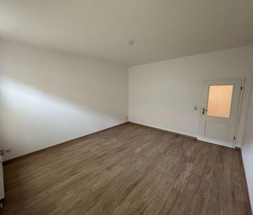 elegante 2-Raum Wohnung/ Praxisräume im Herzen von Roßlau - Photo 2