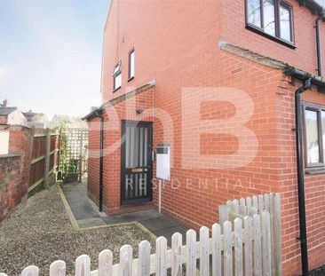 Victoria Mews, Warwick, CV34 - Photo 3