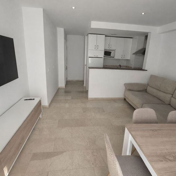 Alquiler de piso en Calle Doctor Jiménez Encina - Photo 1