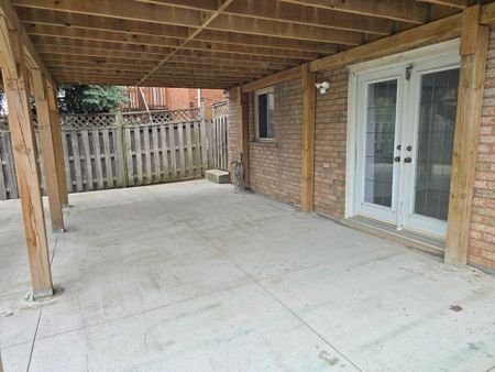 For Lease - 139 Cinrickbar Drive Unit# Lower, Toronto, Ontario - Photo 3
