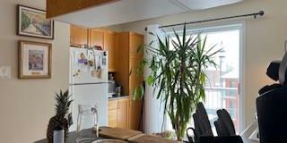 4 1/2 PETIT IMMEUBLE 2 Portes Patio - Photo 3
