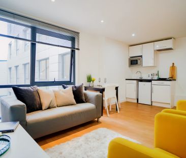 Two Bedroom Apartment - Photo 5