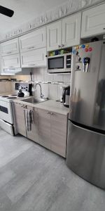 3 1/2 électricité inclue 2254-3 pour Décembre - Photo 3