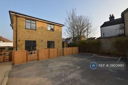 2 bedroom maisonette to rent - Photo 5
