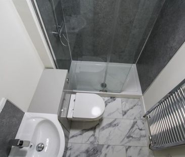 2 bedroom semi-detached bungalow to rent - Photo 6