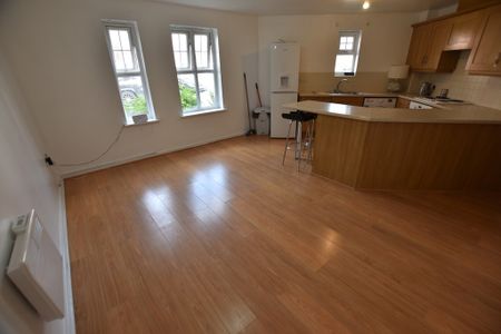 The Links, Hyde - Photo 3