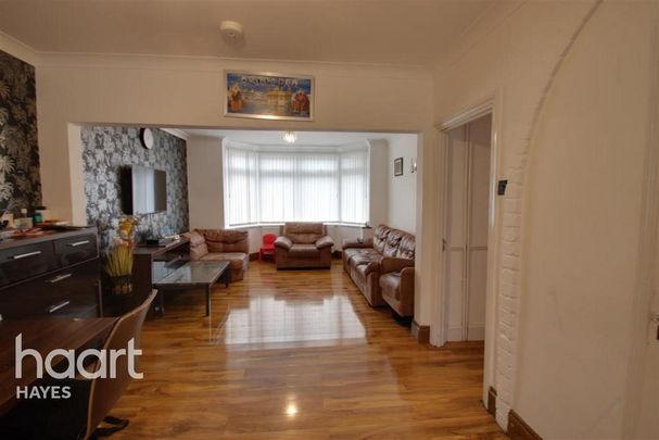 5 bedroom terraced house to rent - Photo 1