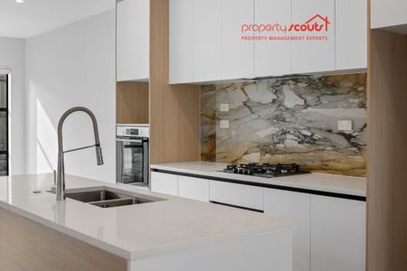 4-Bedroom Family Home in Massey - Photo 3